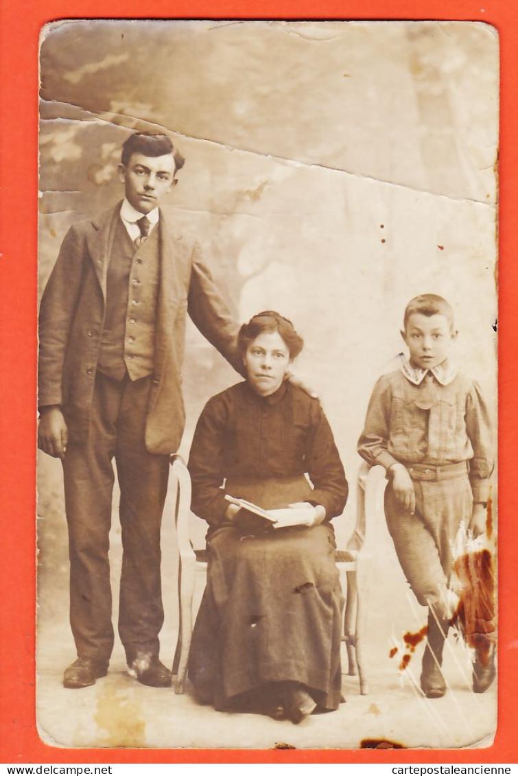 05502 ● ● Carte-Photo 1920s Père Mère Et Leur Fils Famille MAFFRE Et/ou BARTHE De CRUZY 34-Hérault - Photographie