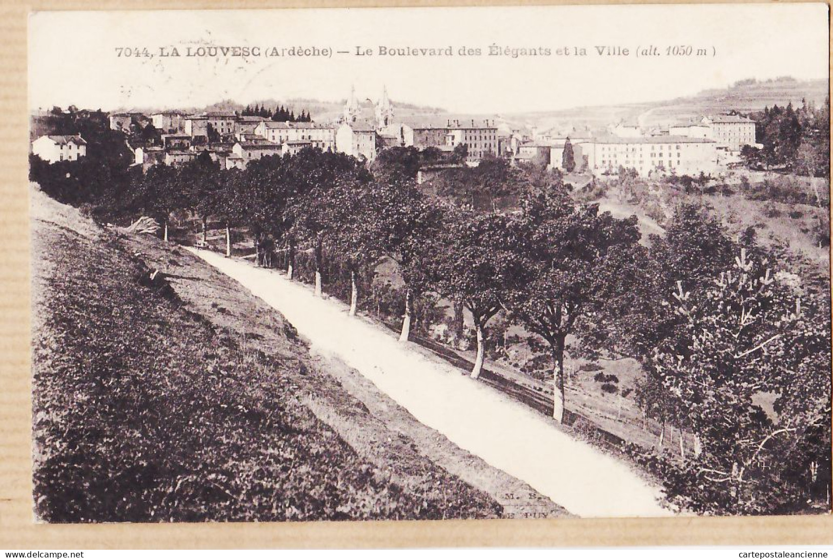 05573 ● LA LOUVESC 07-Ardèche Boulevard Des Elégants Et La Ville 1925 à Maurice PRINSAC St-Etienne-Boulogne  Par Vesseau - La Louvesc