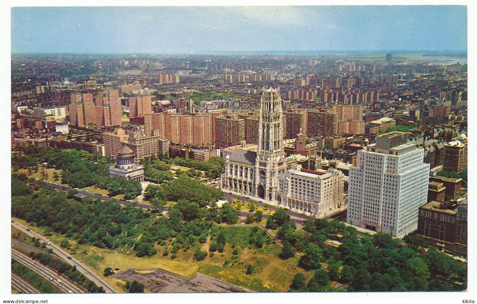 CPSM 9 X 14 Etats Unis USA (15) NEW YORK CITY Aerial View Of Riverside Church Showing The Interchurch Center And Grands* - Iglesias