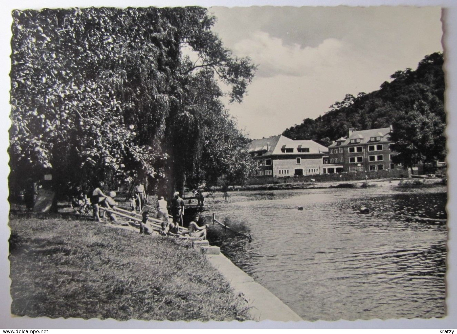 BELGIQUE - NAMUR - DINANT - ANSEREMME - Les Bains (Ile D'Amour) - Dinant