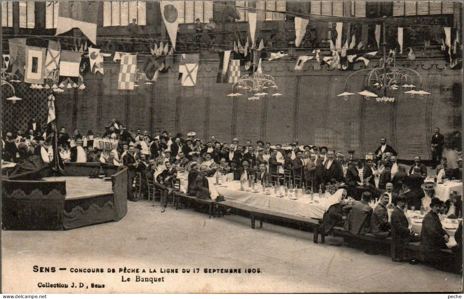 N°2381 W -cpa Sens -concours De Pêche- Le Banquet- - Sens