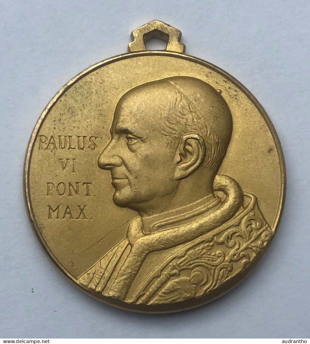 Belle Médaille Pendentif Ancien En Métal Doré - Pape PI VI Et Saint Christophe - Paulus VI PONT MAX - Religión & Esoterismo