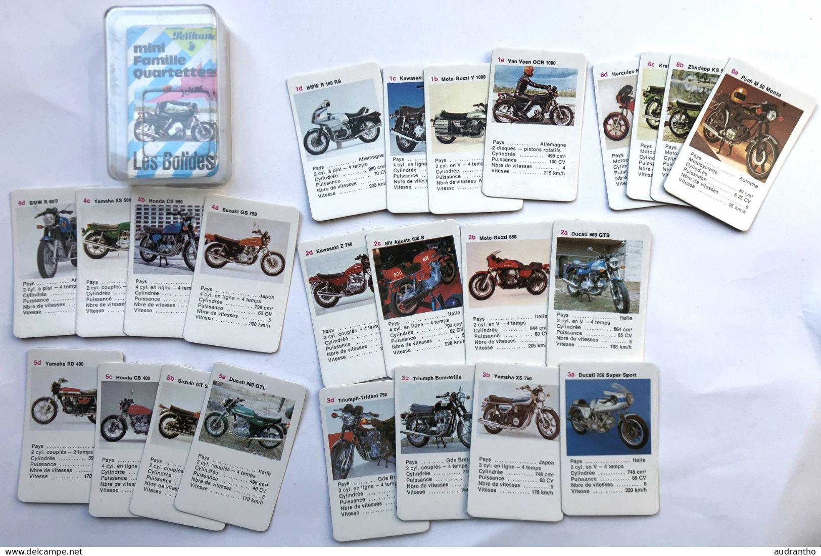 Mini Jeu De 25 Cartes Famille - Années 70 - Quartettes Motos Les Bolides Ducati Yamaha Susuki Triumph - Pelikan - Motos