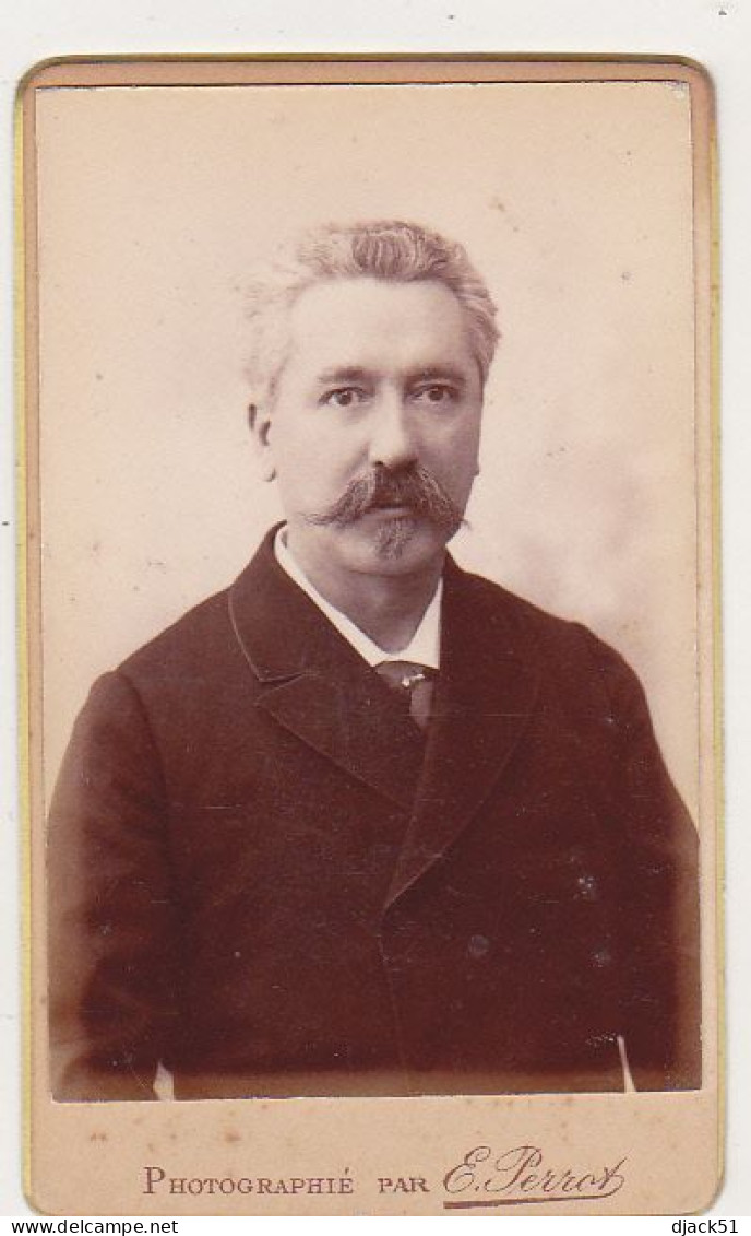 Ancienne Photographie CDV - Homme à Moustache / E. Perrot à CREIL (Oise) - 1885 - Ancianas (antes De 1900)