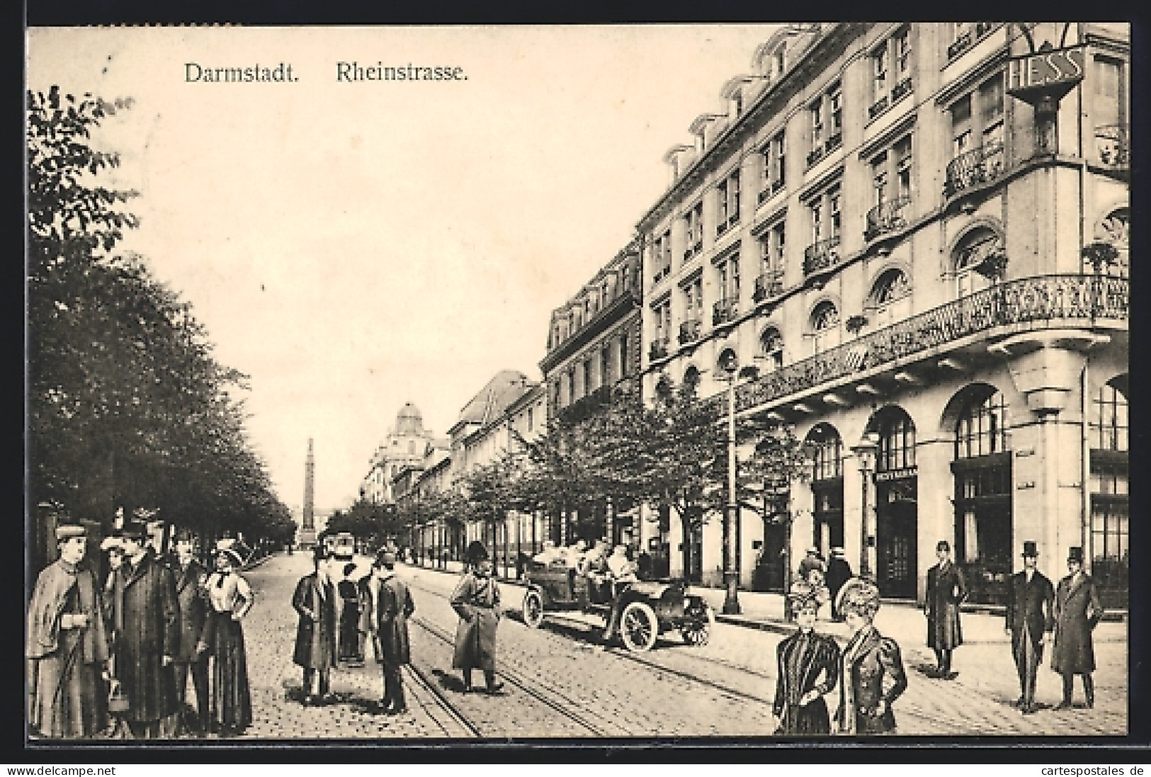 AK Darmstadt, Rheinstrasse, Strassenbahn, Passanten Auf Der Strasse Und Vor Dem Restaurant Des Hotel Hess, Auto  - Darmstadt