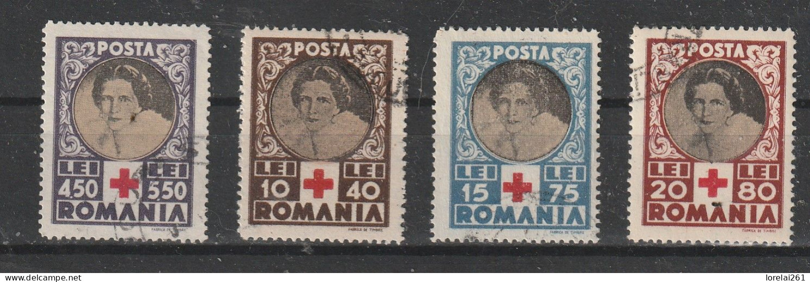 1945 - Croix Rouge/Reine Elena Mi No 827/830 - Used Stamps