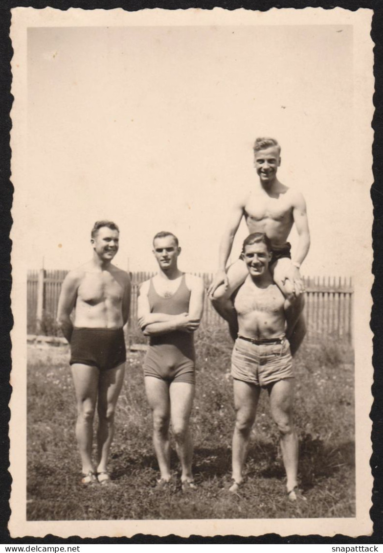 Photo Hommes Torse Nu Maillot Slip De Bain, Half Naked Man Men Sexy Muscle Stalag XVIIA, Théophile Collin 6x8,6cm - Other & Unclassified