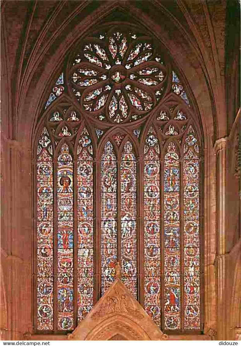 Art - Vitraux Religieux - Worcester Cathedral - The Great West Window Shows The Story Of The Creation - CPM - Voir Scans - Schilderijen, Gebrandschilderd Glas En Beeldjes
