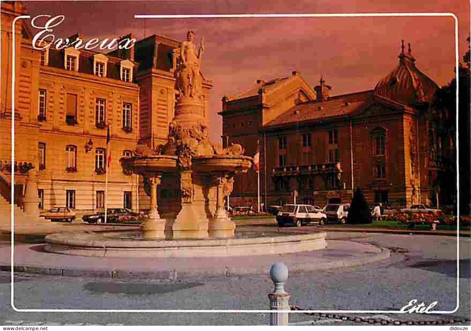 27 - Evreux - La Fontaine Et L'hôtel De Ville - Place Du Général De Gaulle  - Automobiles - CPM - Voir Scans Recto-Verso - Evreux