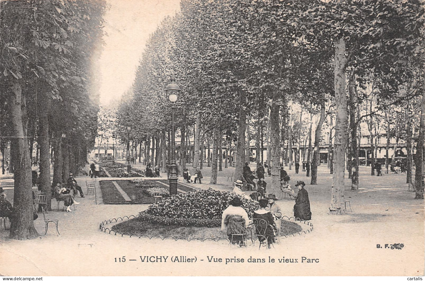 03-VICHY-N°3804-E/0085 - Vichy