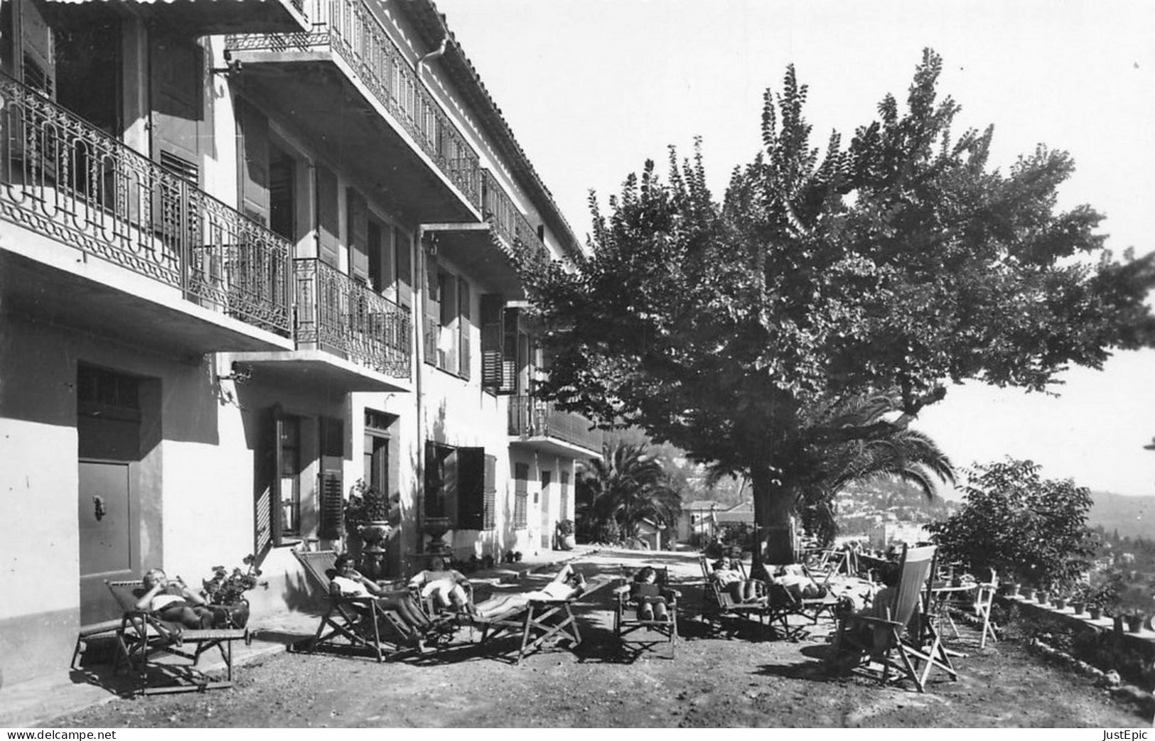 [06]  GRASSE. La Brise, Maison De Repos Edition E.P.1. 3. Rue Ribotti NICE  Cpsm ± 1960 - Grasse