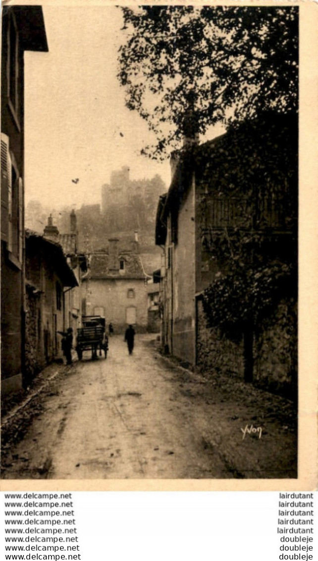 D15  AURILLAC  Perspective Sur Le Château St- Etienne  ..... - Aurillac