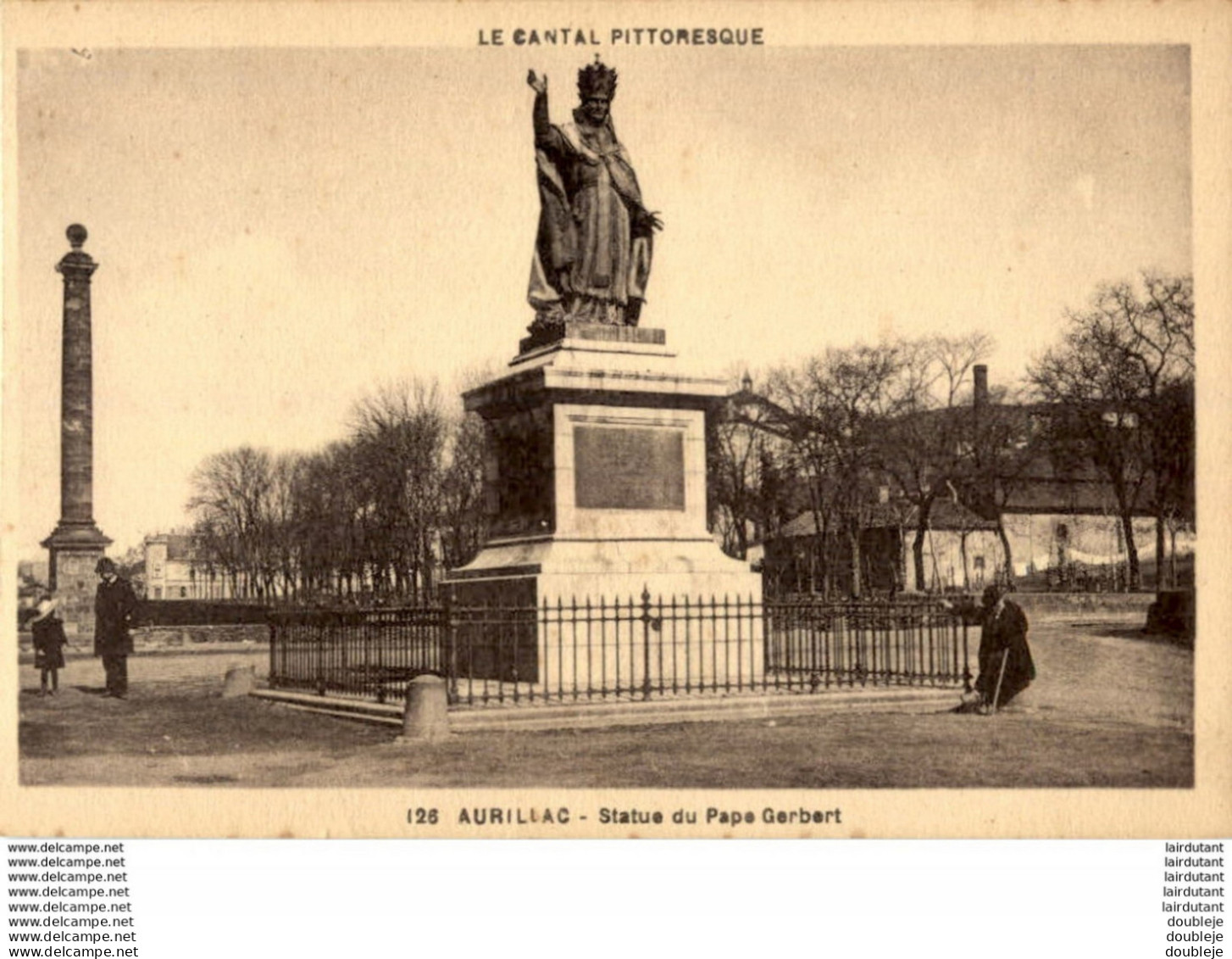 D15  AURILLAC  Statue Du Pape Gerbert  ..... - Aurillac