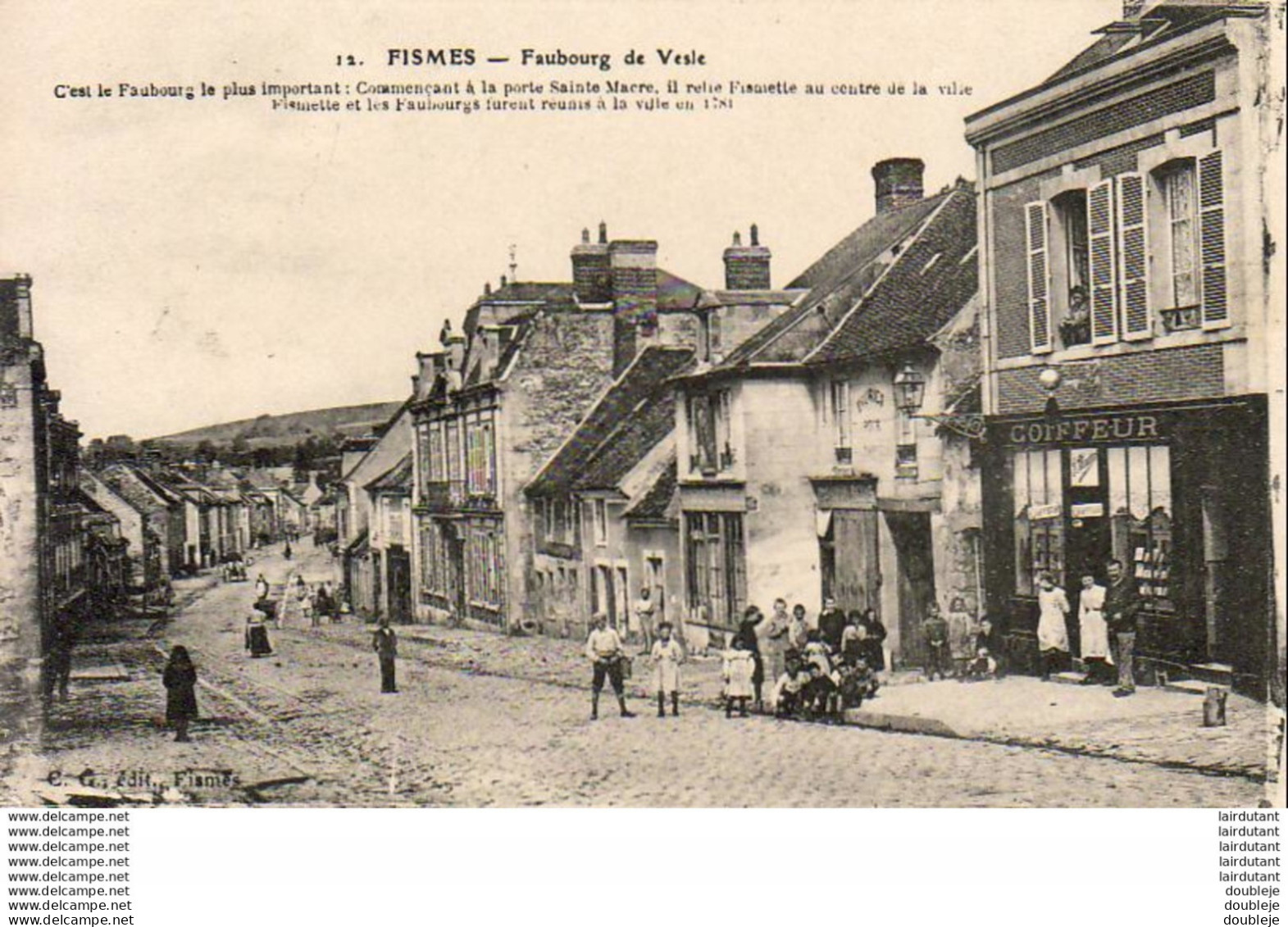 D51  FISMES  Faubourg De Vesle  ............ Avec Coiffeur - Fismes