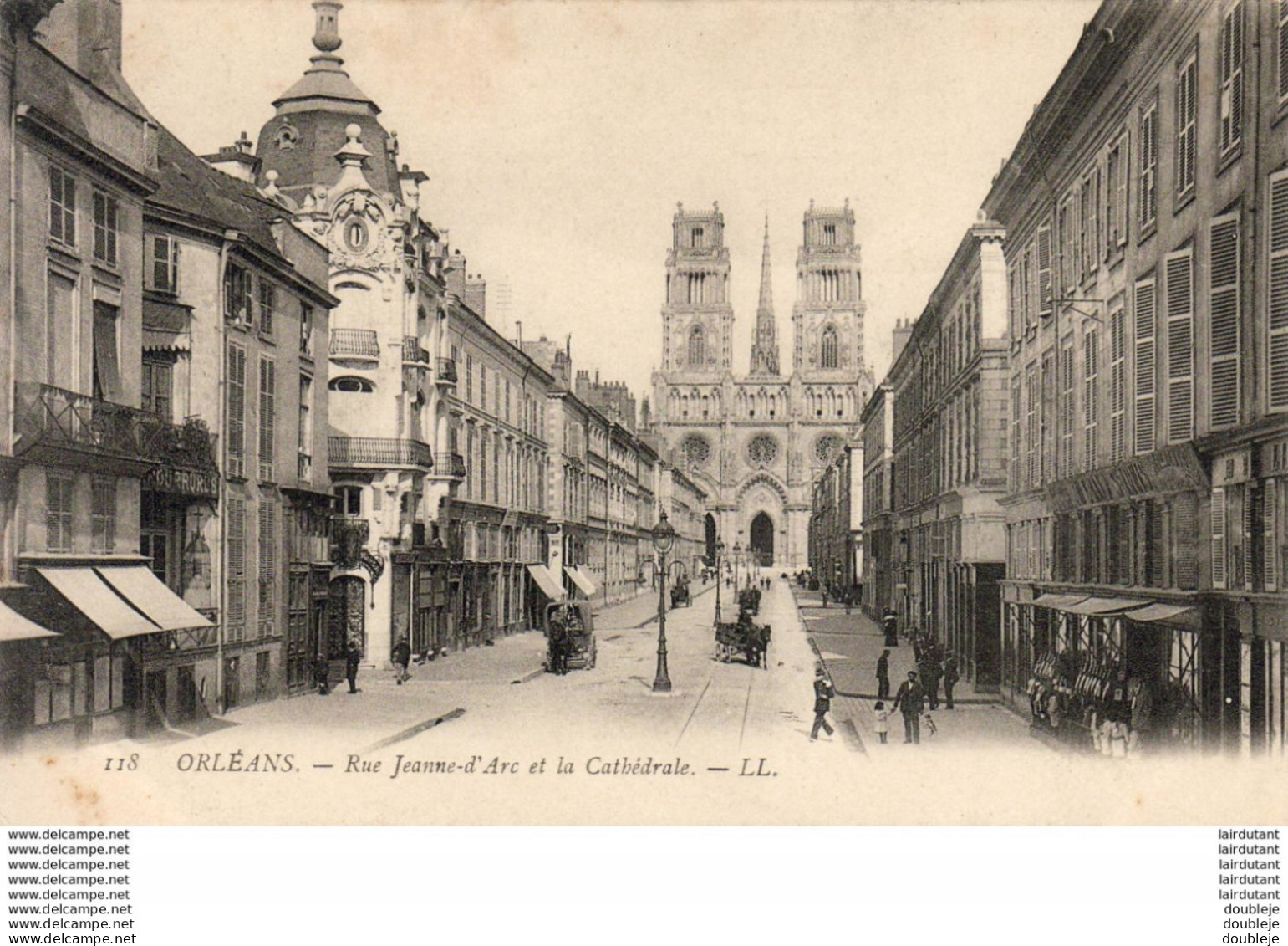 D45  ORLEANS  Rue Jeanne D' Arc Et La Cathédrale   ..... - Orleans