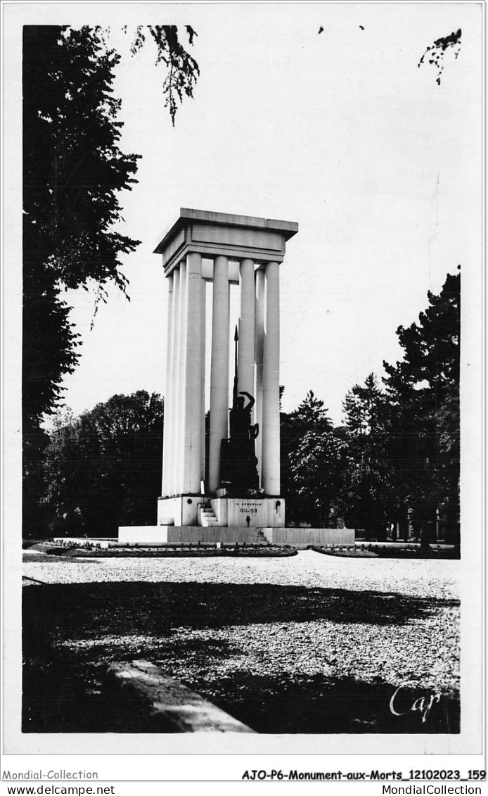 AJOP6-0588 - MONUMENT-AUX-MORTS - Montauban - Le Monument Aux Morts  - Oorlogsmonumenten