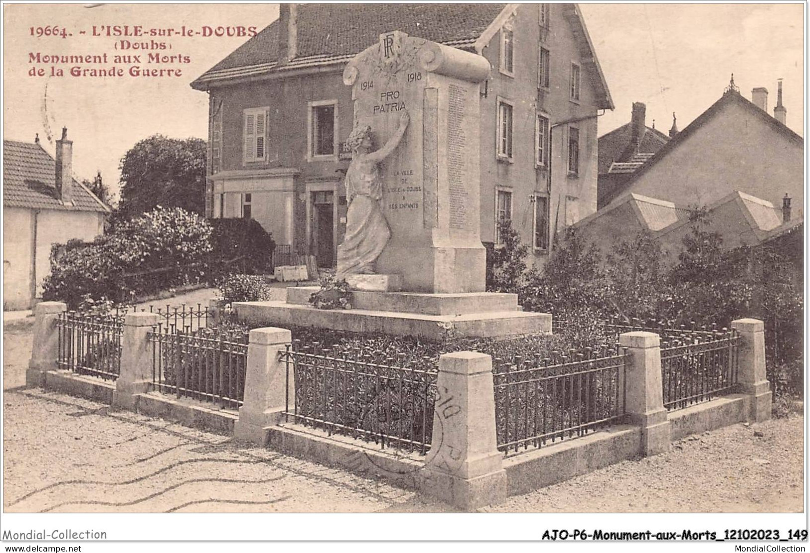 AJOP6-0583 - MONUMENT-AUX-MORTS - L'isle-sur-le-doubs - Monument Aux Morts De La Grande Guerre - Kriegerdenkmal