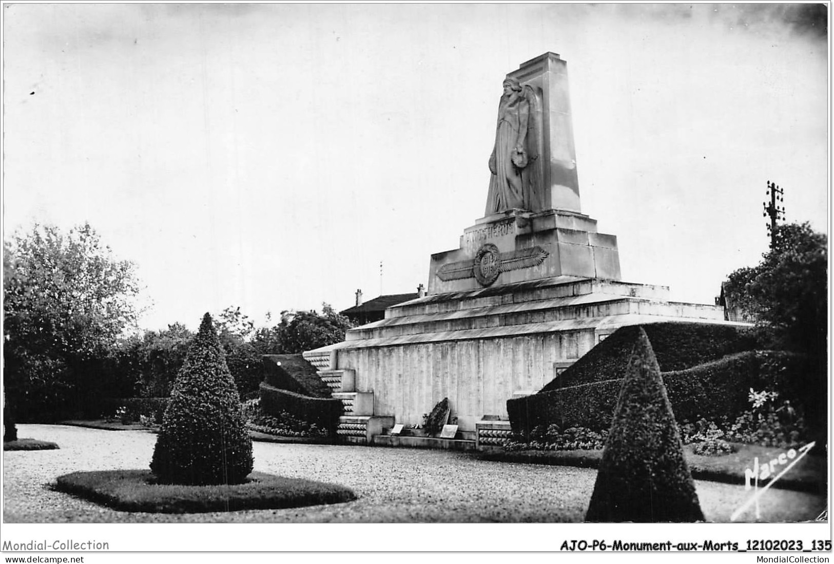 AJOP6-0576 - MONUMENT-AUX-MORTS - Saint-maur - Le Monument Aux Morts - War Memorials