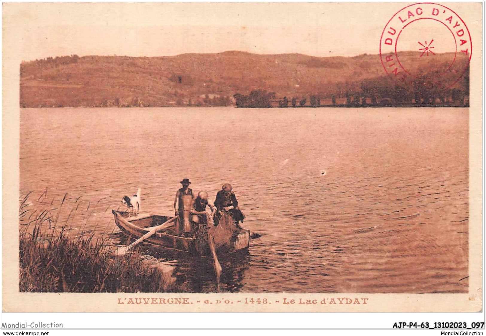 AJPP4-63-0463 -  L'AUVERGNE - Le Lac D'AYDAT - Auvergne Types D'Auvergne