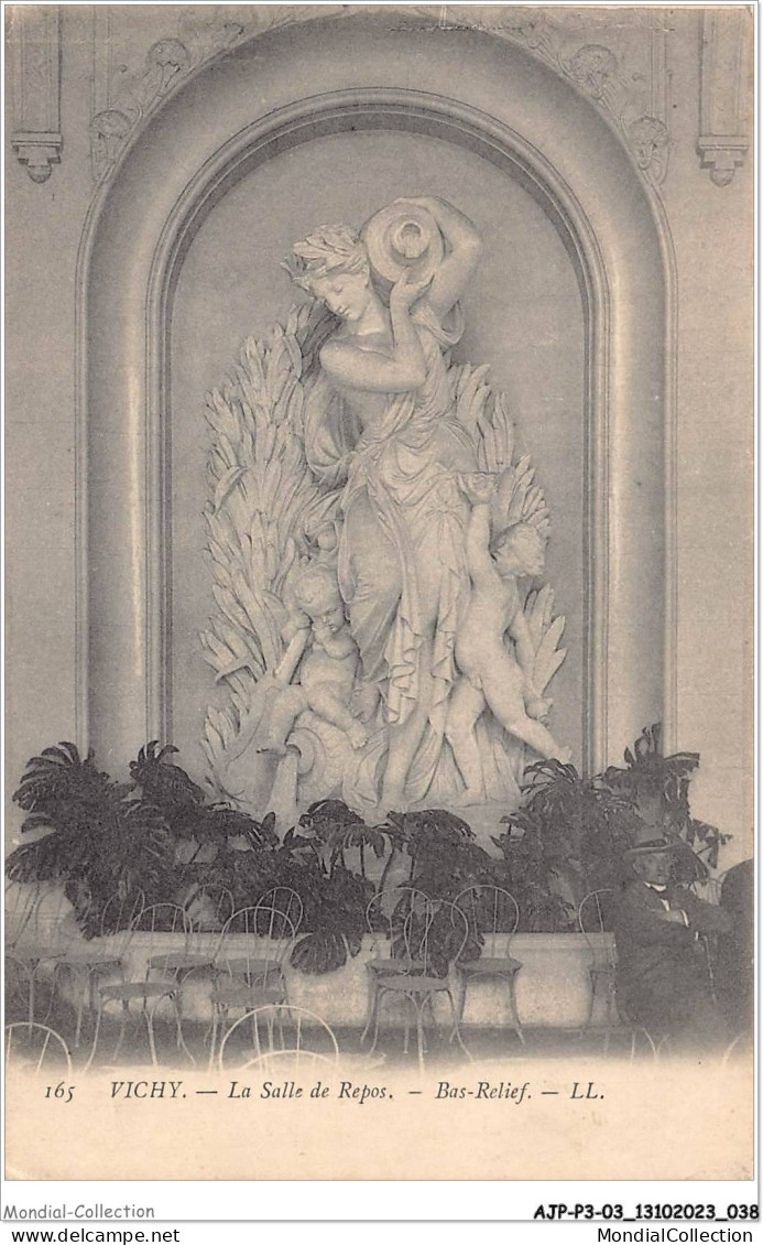 AJPP3-03-0311 - VICHY - La Salle De Repos - Bas Relief - Vichy