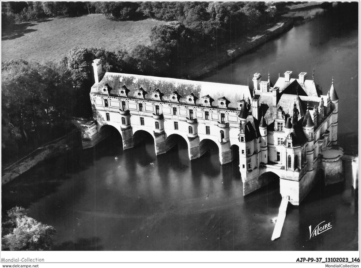 AJPP9-37-0970 - CHENONCEAUX - Vue Aerienne Du Chateau Sur Le Cher - Chenonceaux