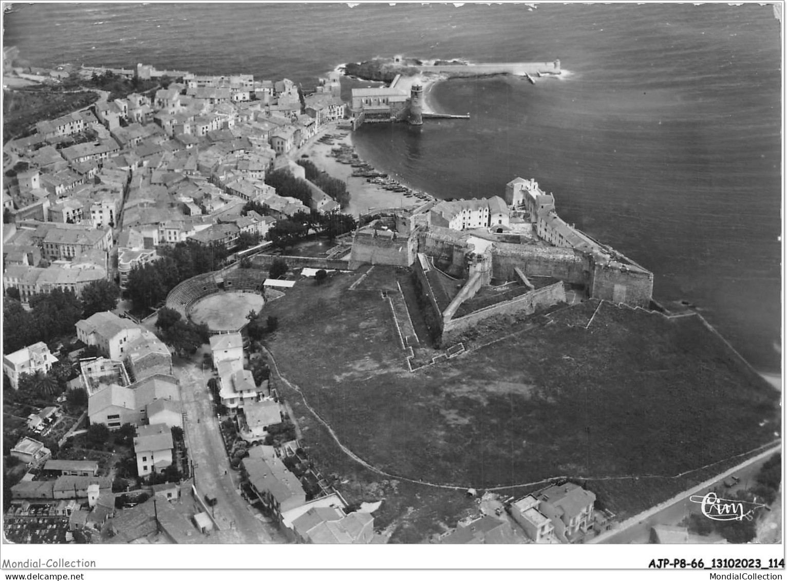 AJPP8-66-0862 - COLLIOURE - Cote Vermeille - Vue Aerienne - Les Remparts Et Le Port - La Jetee - Collioure