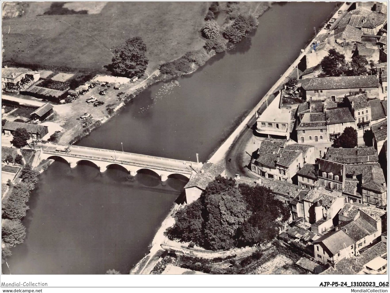 AJPP5-24-0561 - MUSSIDAN - Vue Aerienne Sur Le Pont - Mussidan