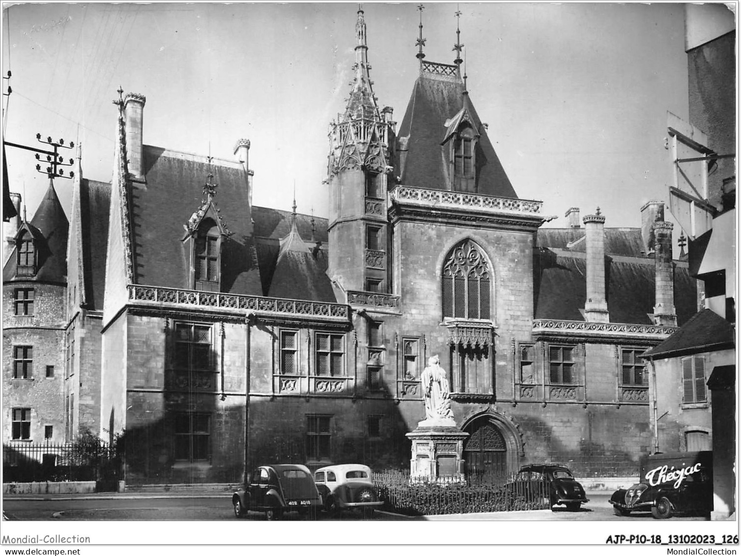 AJPP10-18-1057 - BOURGES - Le Palais De Jacques Coeur - Bourges