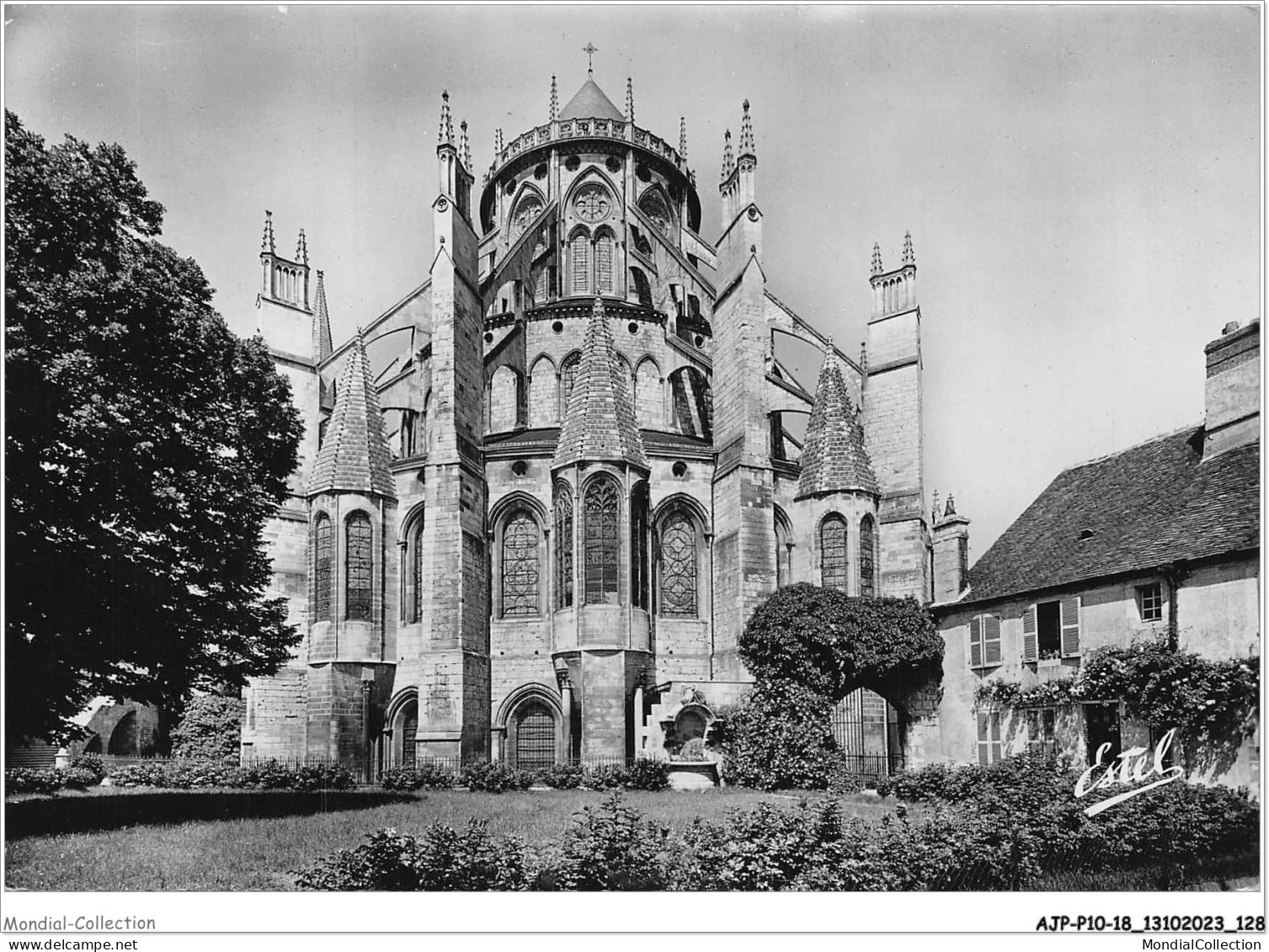 AJPP10-18-1058 - BOURGES - Cathedrale ST-ETIENNE - L'abside - Bourges