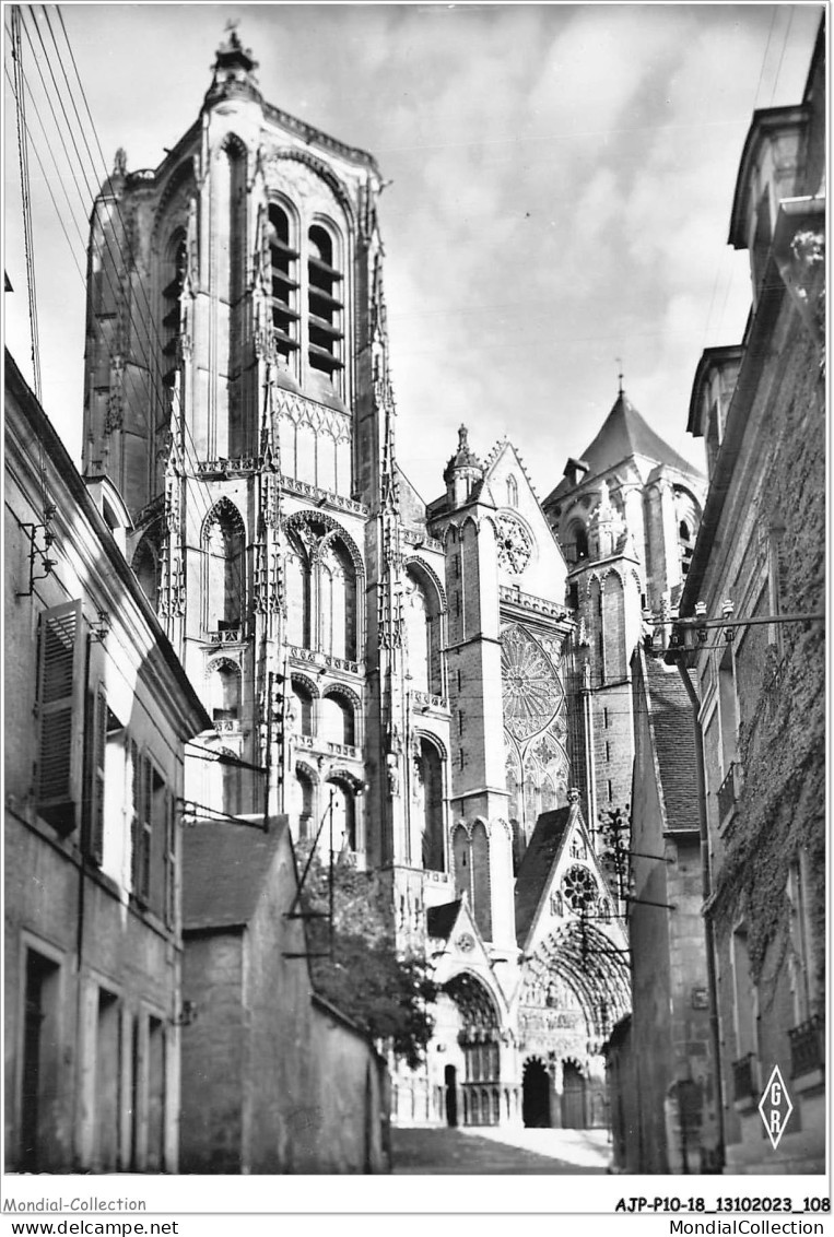 AJPP10-18-1048 - La Cathedrale Saint-Etienne De Bourges - Bourges