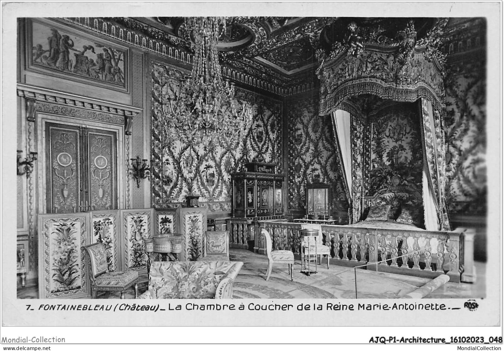 AJQP1-0025 - ARCHITECTURE - FONTAINEBLEAU - LA CHAMBRE A COUCHER DE LA REINE MARIE-ANTOINETTE  - Châteaux