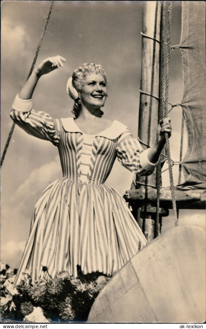  Lore Frisch - Sahen Sie U.a. In Den DEFA-Filmen "Zar Und Zimmermann" 1956 - Acteurs