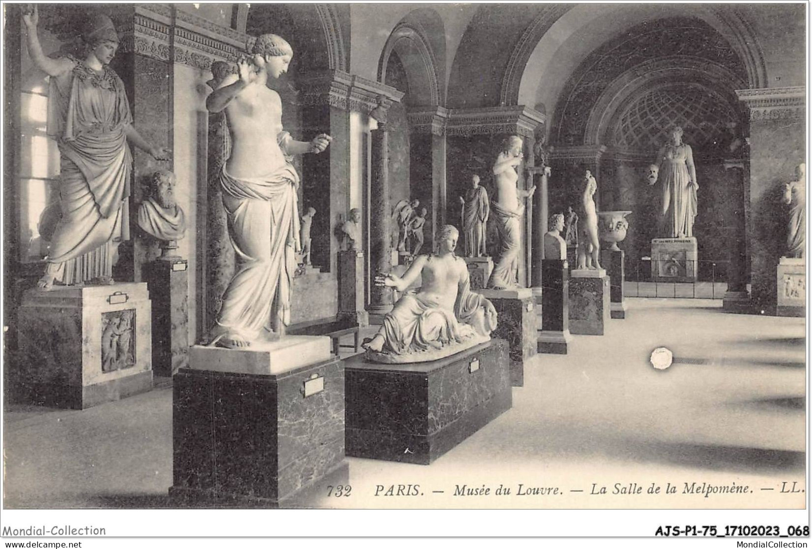 AJSP1-75-0035 - PARIS - Musée Du Louvre - La Salle De La Melpomène - Louvre