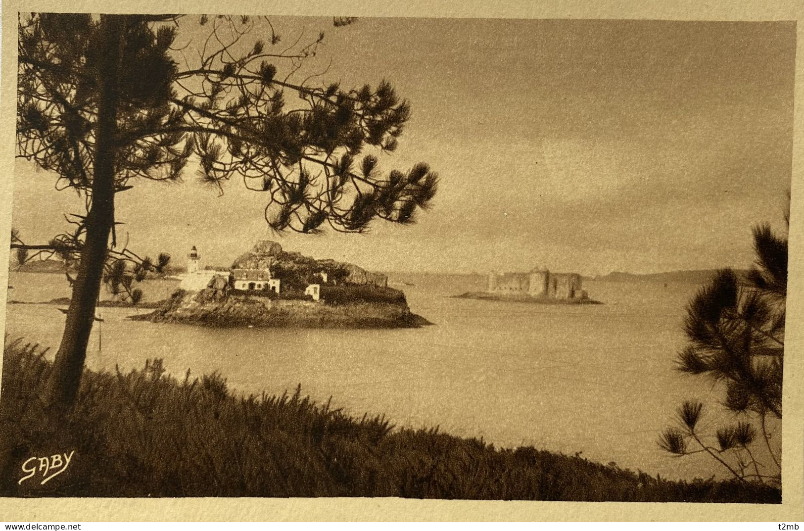 CPA CARANTEC (Finistère) - Ile Louët Et Le Château Du Taureau (n° 19) - Carantec