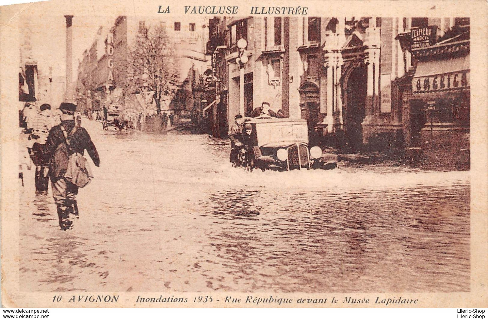 [84] AVIGNON - Inondations 1935 - Rue République Devant Le Musee Lapidaire - Automobile Renault Monaquatre ( ͡◕ ͜ʖ ͡◕) ♦ - Avignon