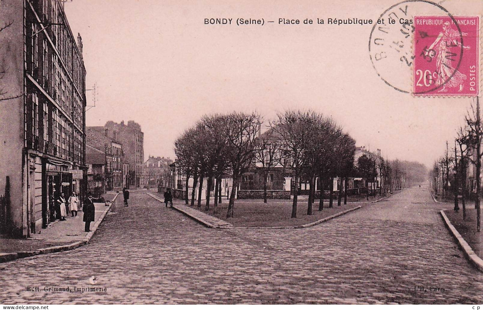 Bondy - Place De La Republique  -    CPA °J - Bondy