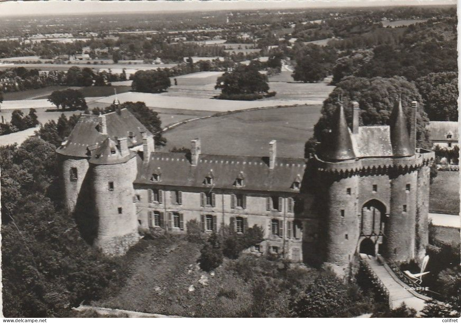 35 - Les Ifs  -  Château De Montmuran  -  Vue Aérienne - Autres & Non Classés