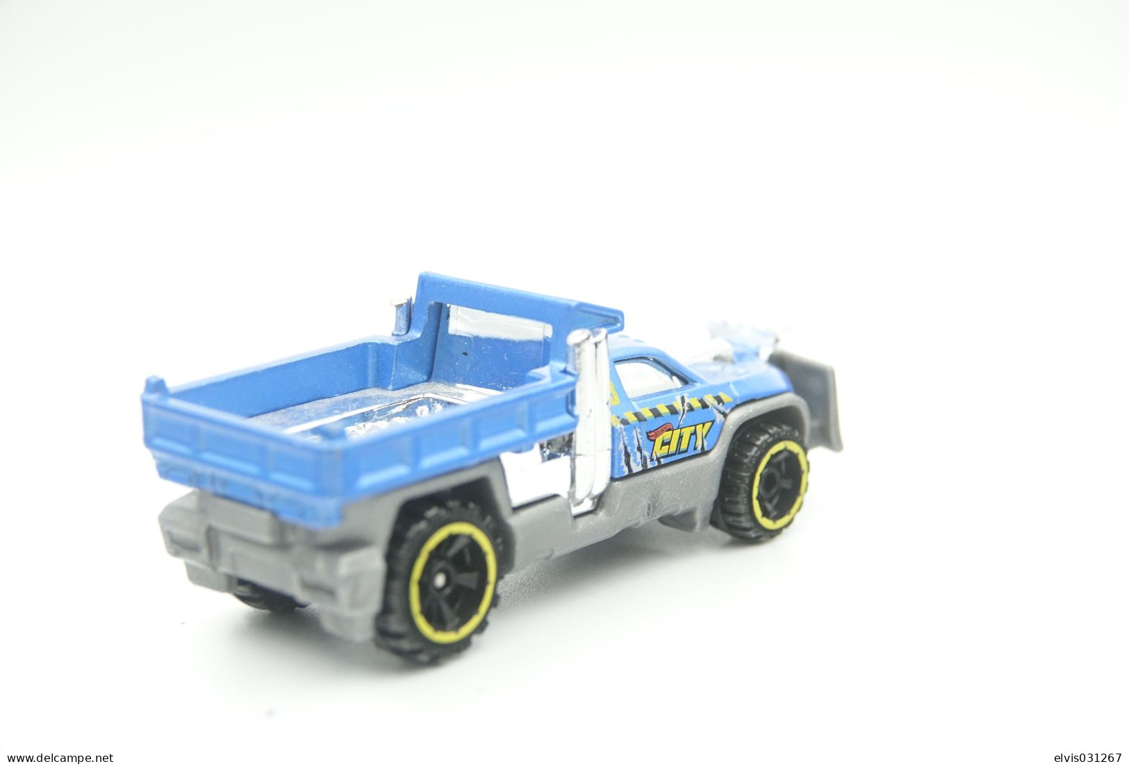 Hot Wheels Mattel So Plowed - Issued 2019, Scale 1/64 - Matchbox (Lesney)
