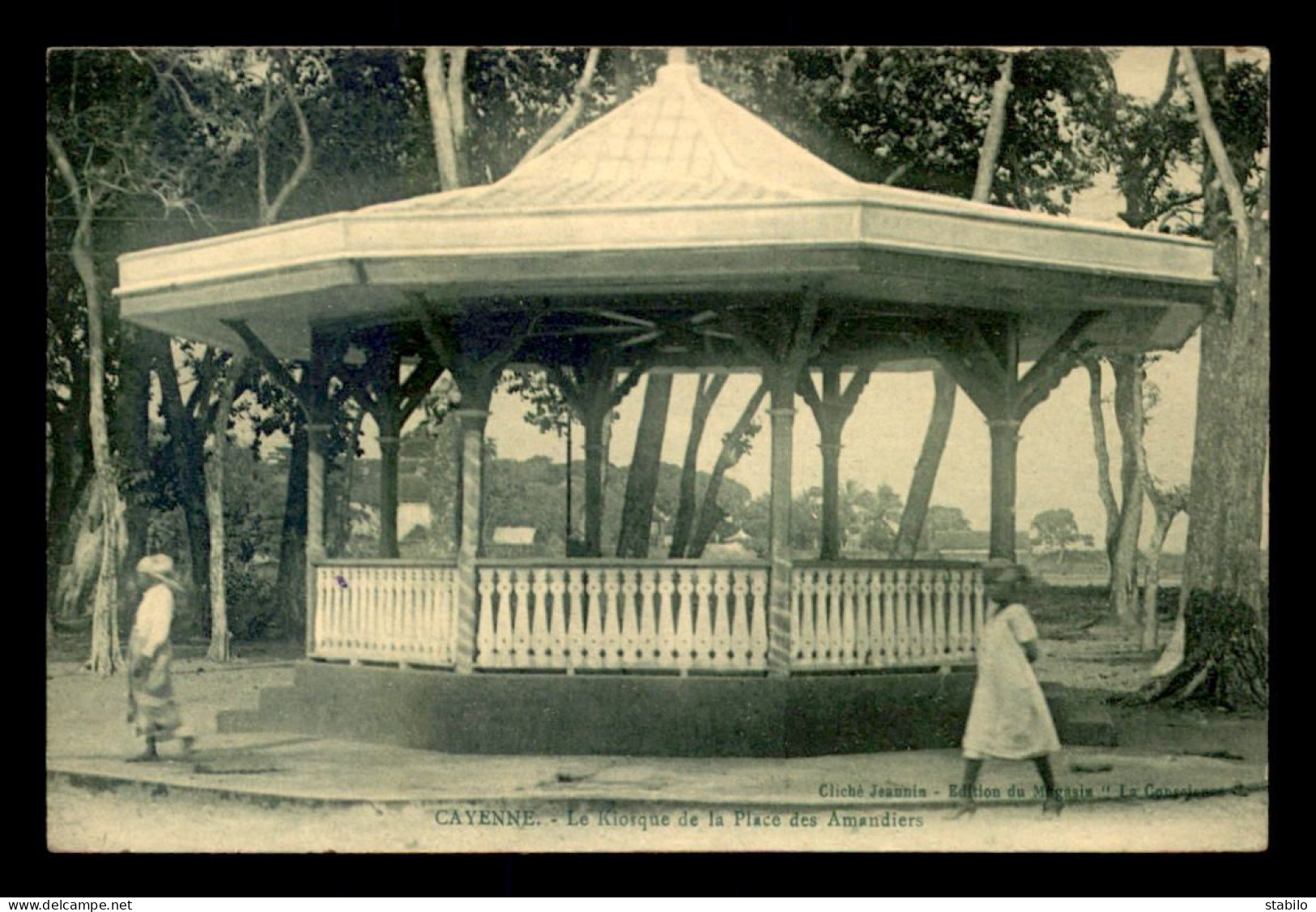 GUYANE - CAYENNE - LE KIOSQUE DE LA PLACE DES AMANDIERS - Cayenne