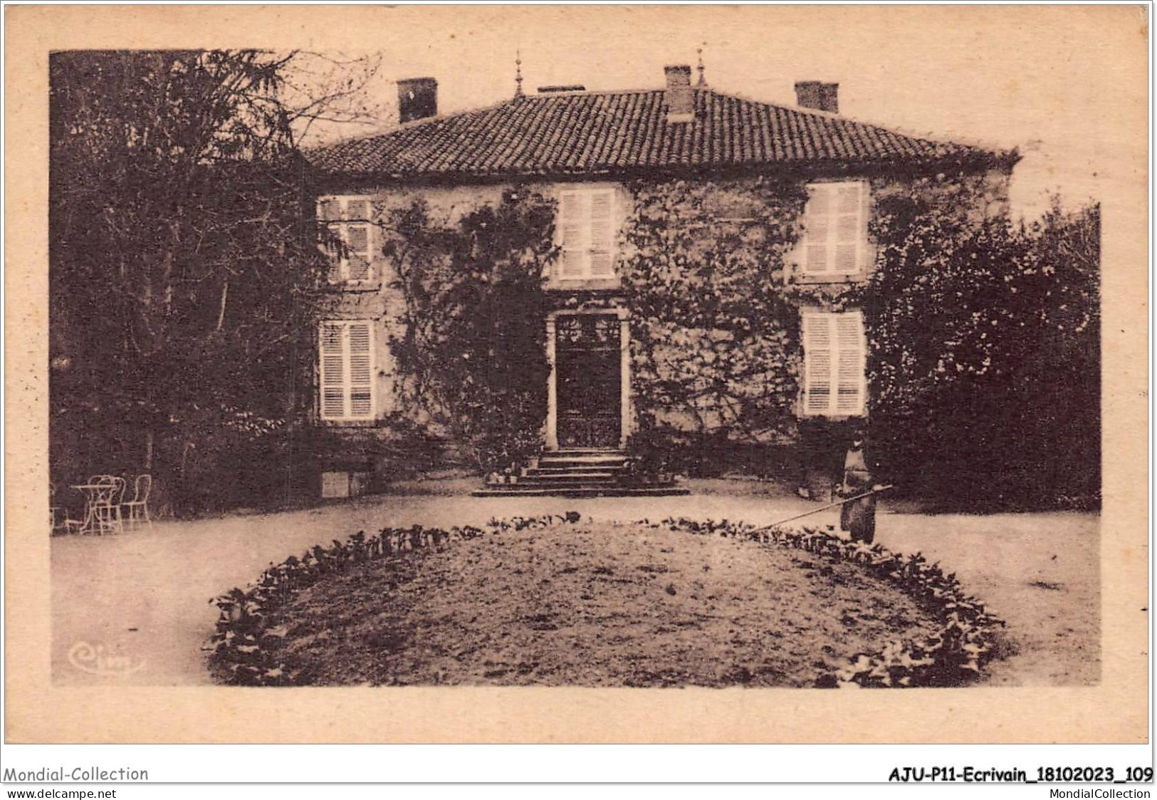 AJUP11-1028 - ECRIVAIN - La Maison De MILLY Où LAMARTINE Passa Toute Sa Jeunesse  - Schriftsteller
