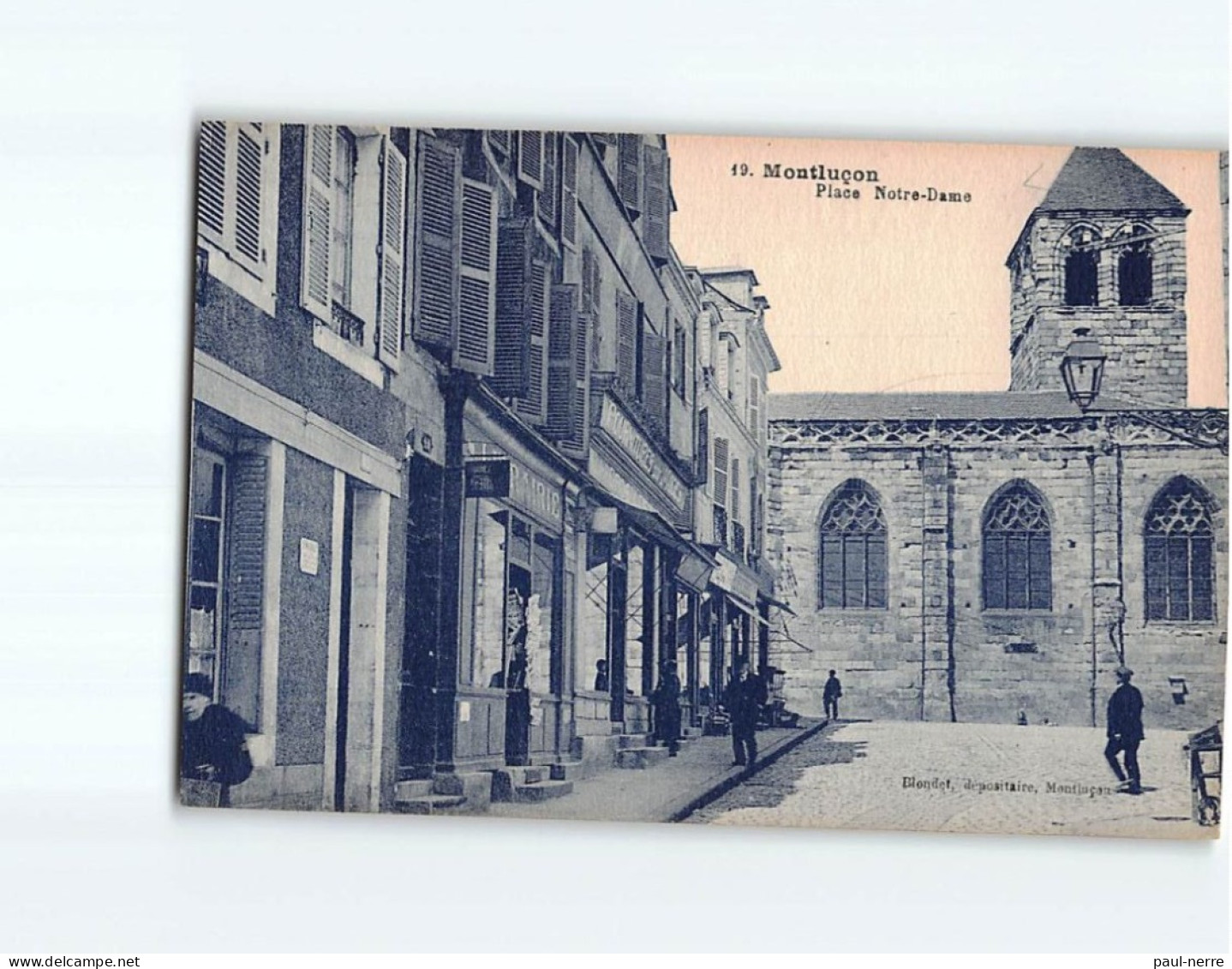 MONTLUCON : Place Notre-Dame - Très Bon état - Montlucon