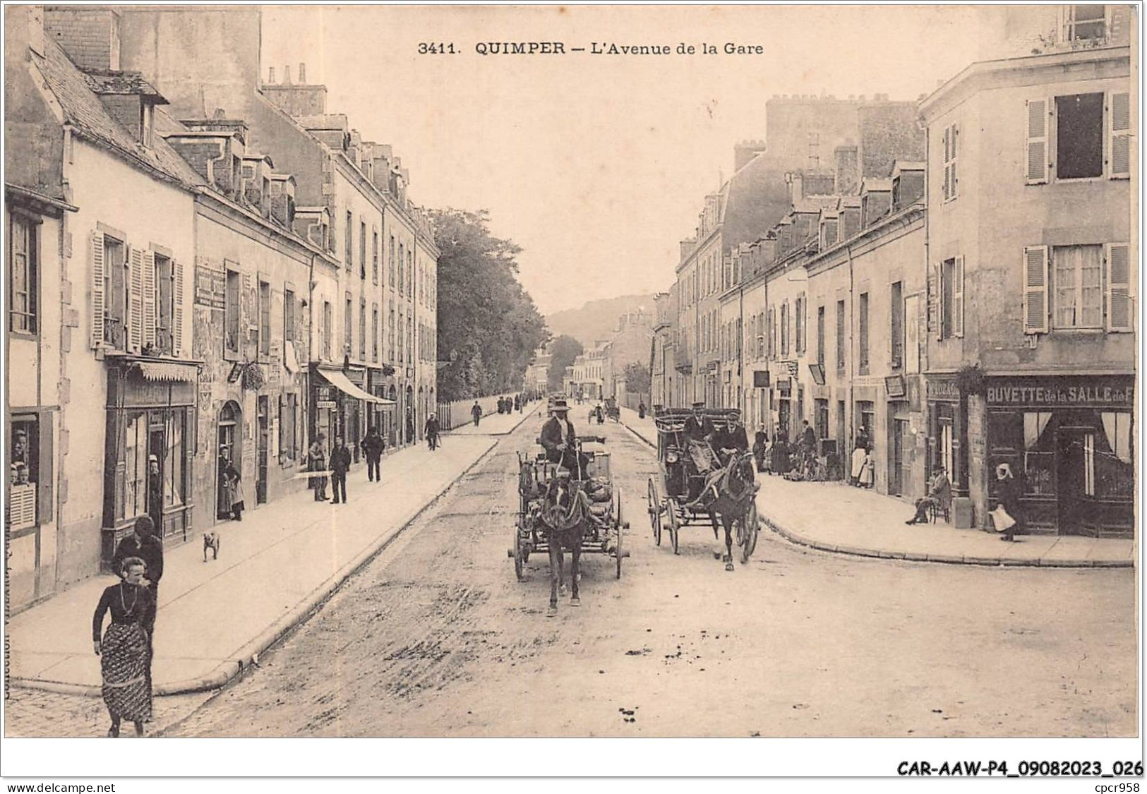 CAR-AAWP4-29-0268 - QUIMPER - L'avenue De La Gare - Quimper