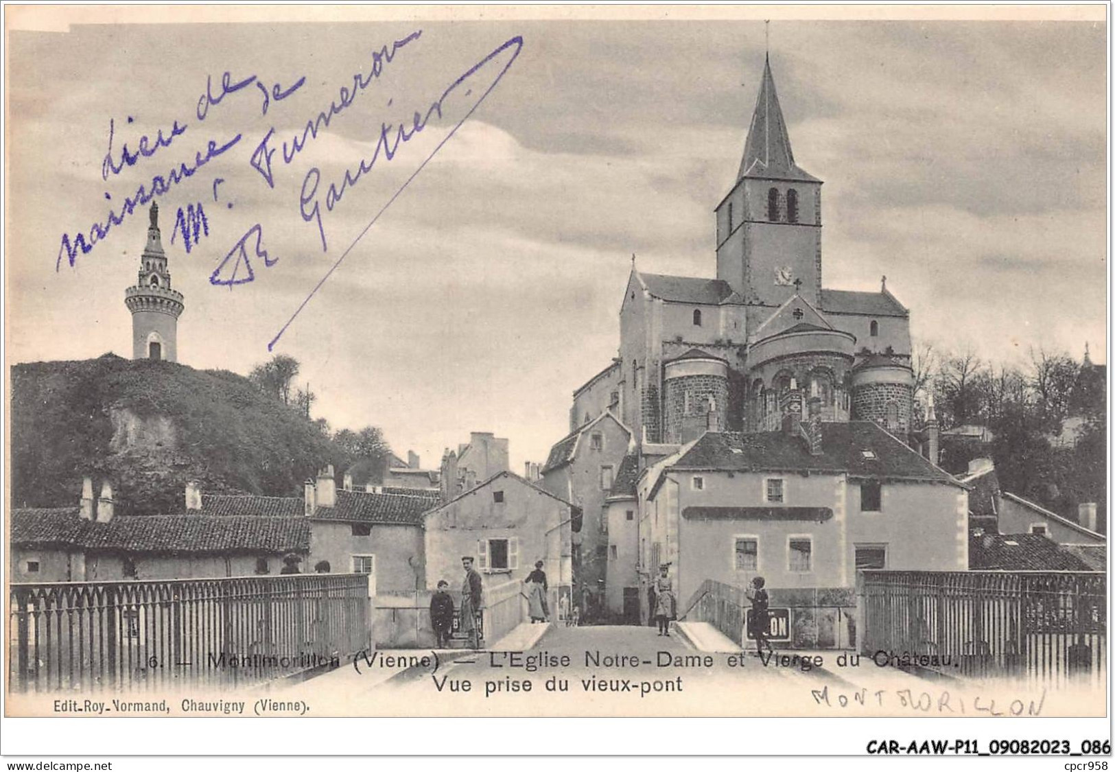 CAR-AAWP11-86-0881 - MONTMORILLON - L'église Notre-dame Et Vierge Du Château - Montmorillon