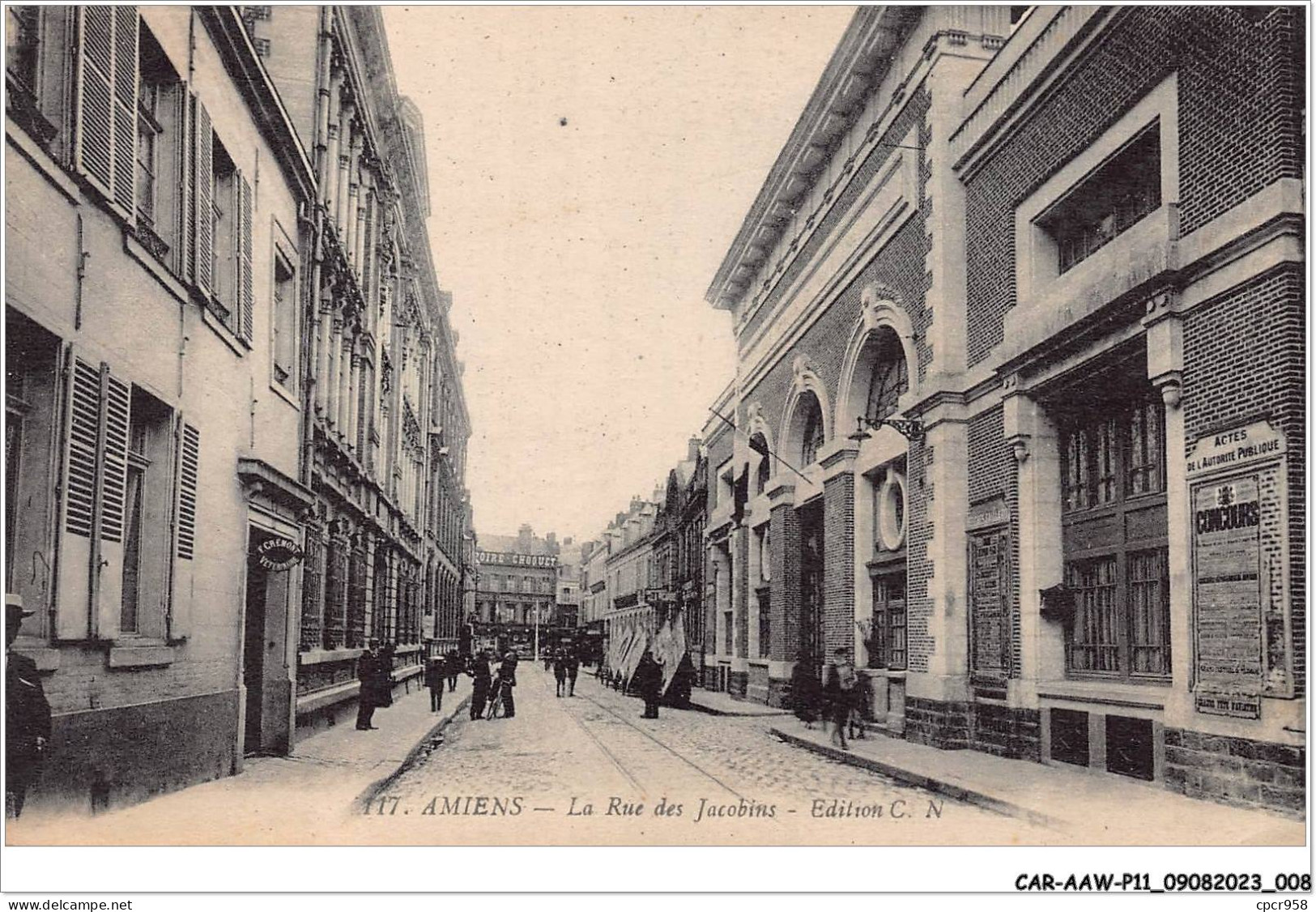 CAR-AAWP11-80-0842 - AMIENS - La Rue Des Jacobins - Amiens