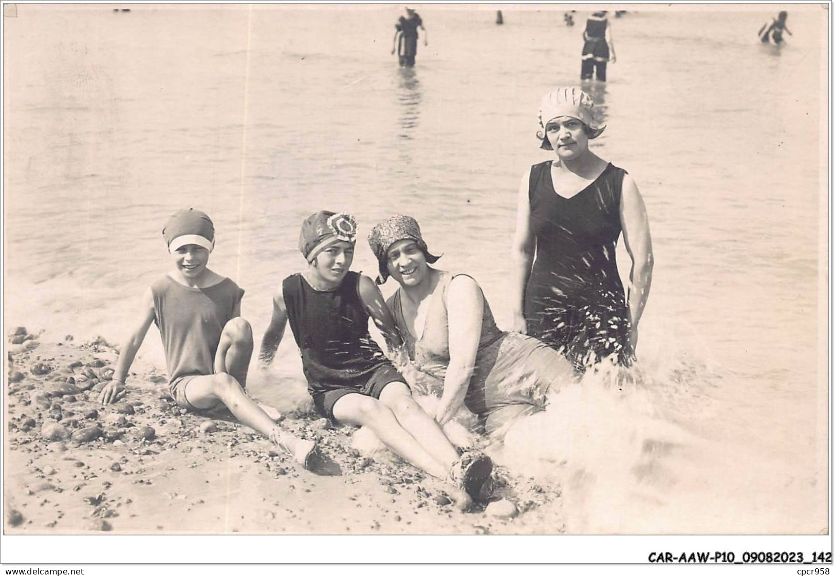 CAR-AAWP10-80-0824 - CAYEUX-SUR-MER - La Plage.carte Photo - Cayeux Sur Mer