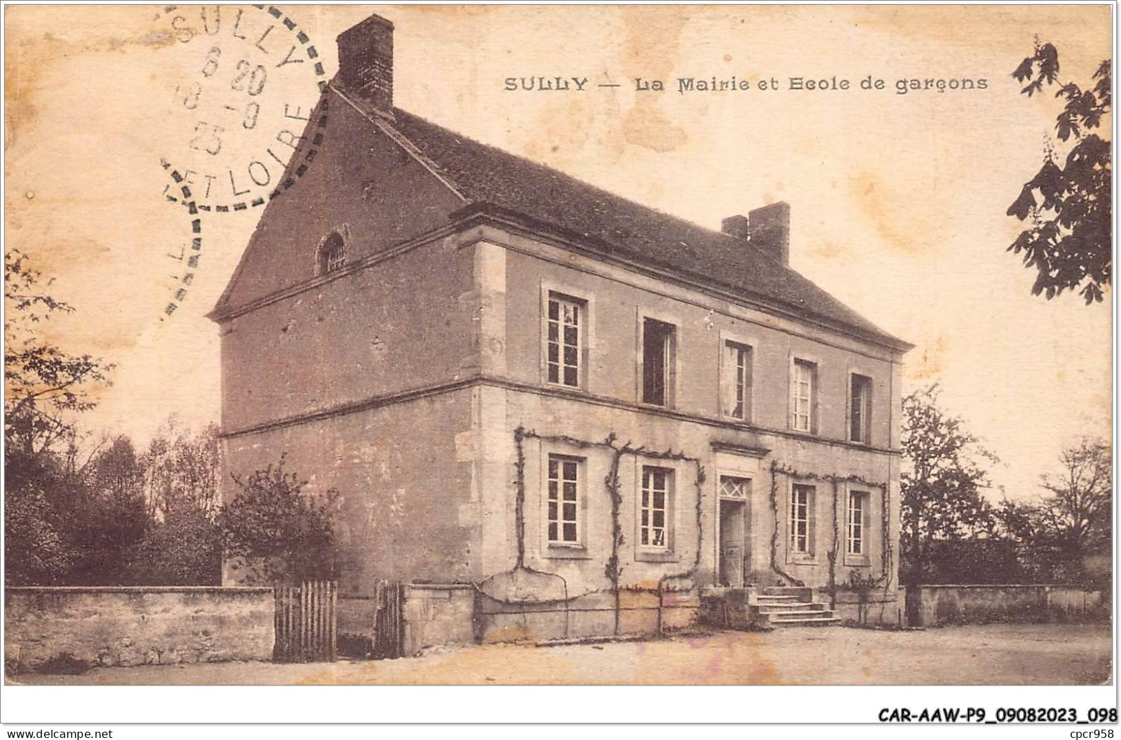 CAR-AAWP9-71-0701 - SULLY - La Mairie Et école De Garçons - Autun