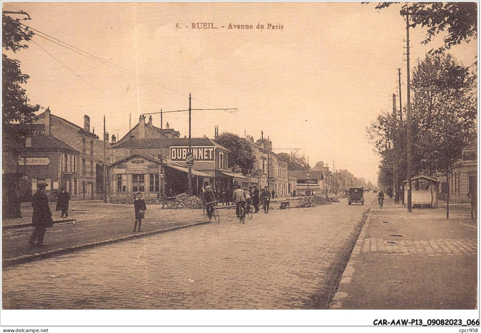 CAR-AAWP13-92-1023 - RUEIL - Avenue De Paris - Rueil Malmaison