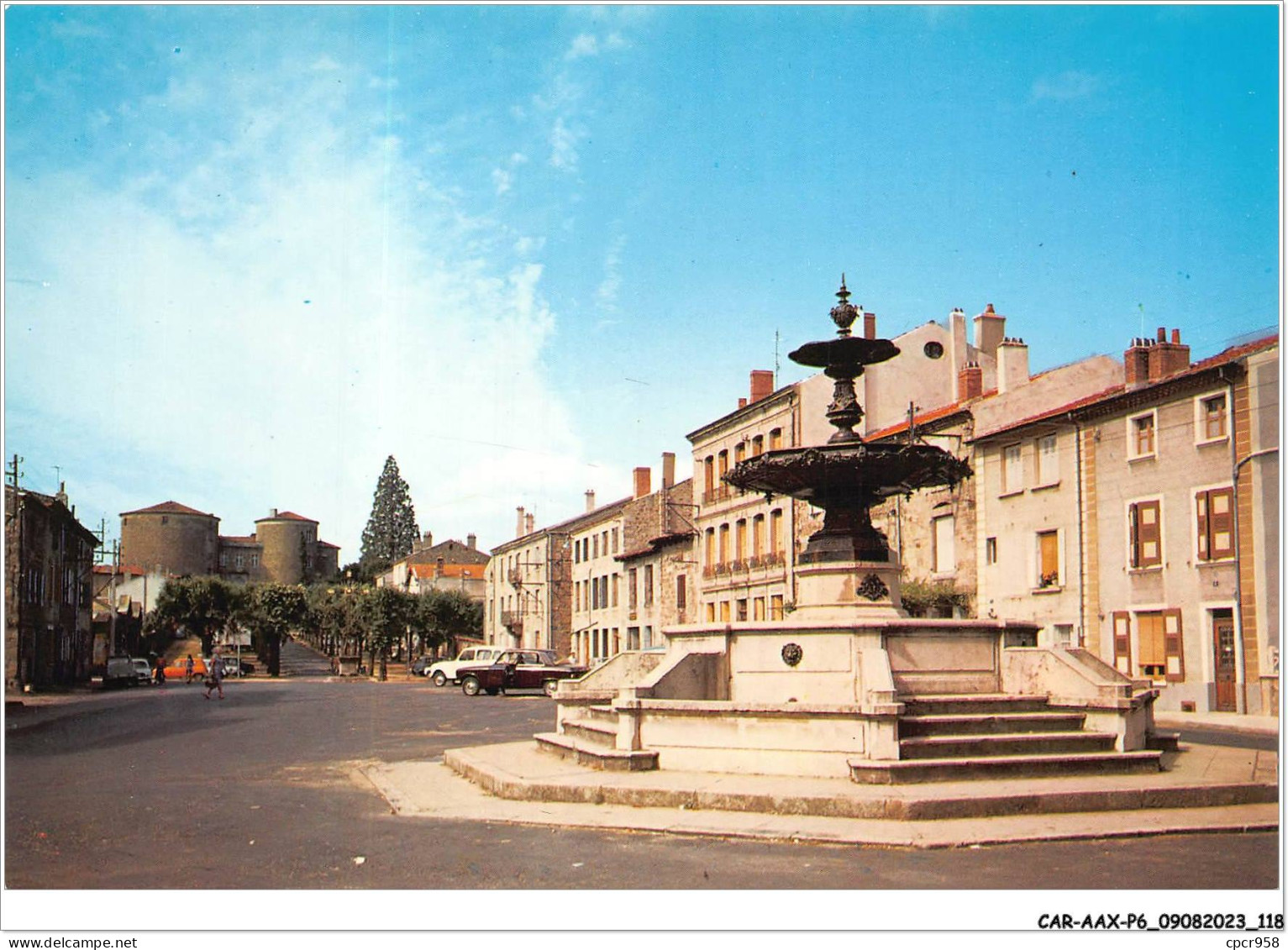 CAR-AAX-P6-43-0444 - MONISTROL-SUR-LOIRE - La Fontaine - A L'arriere-plan - Le Chateau - Monistrol Sur Loire