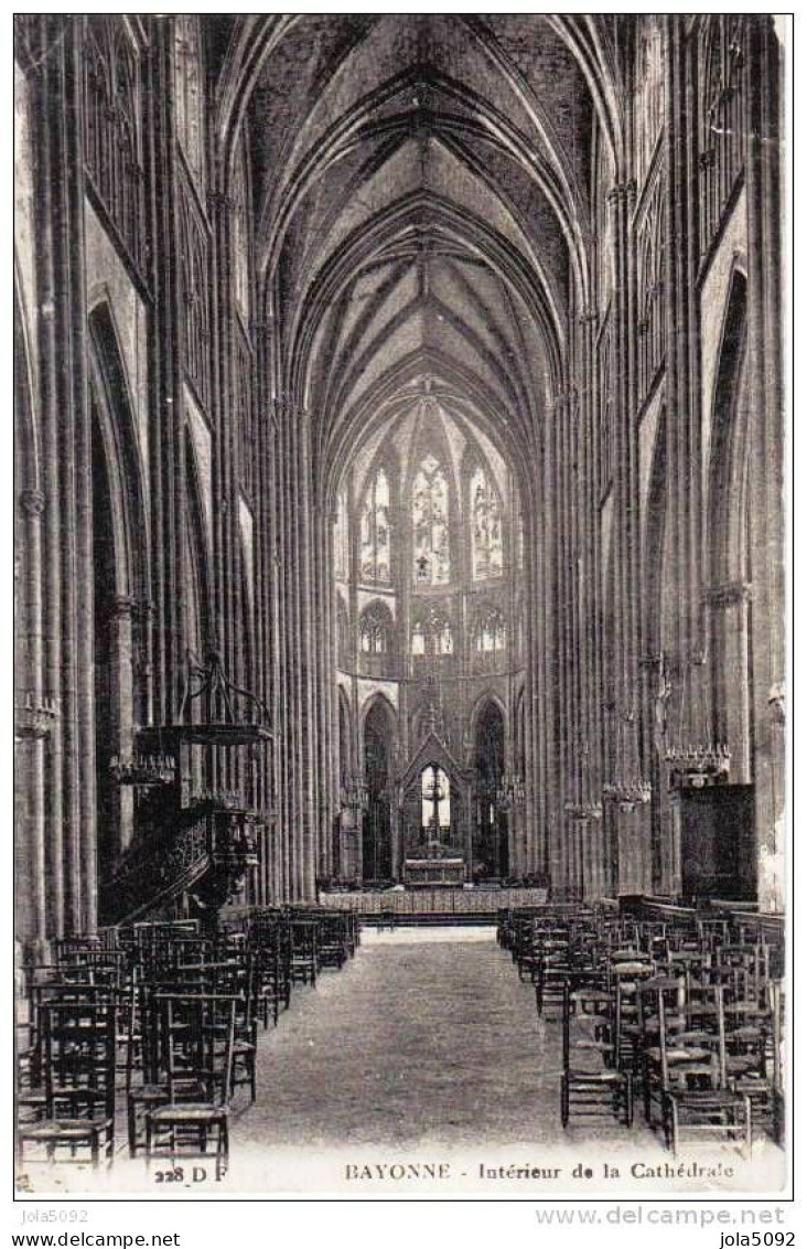 64 - BAYONNE - Intérieur De La Cathédrale - Oblitération Daguin - Bayonne