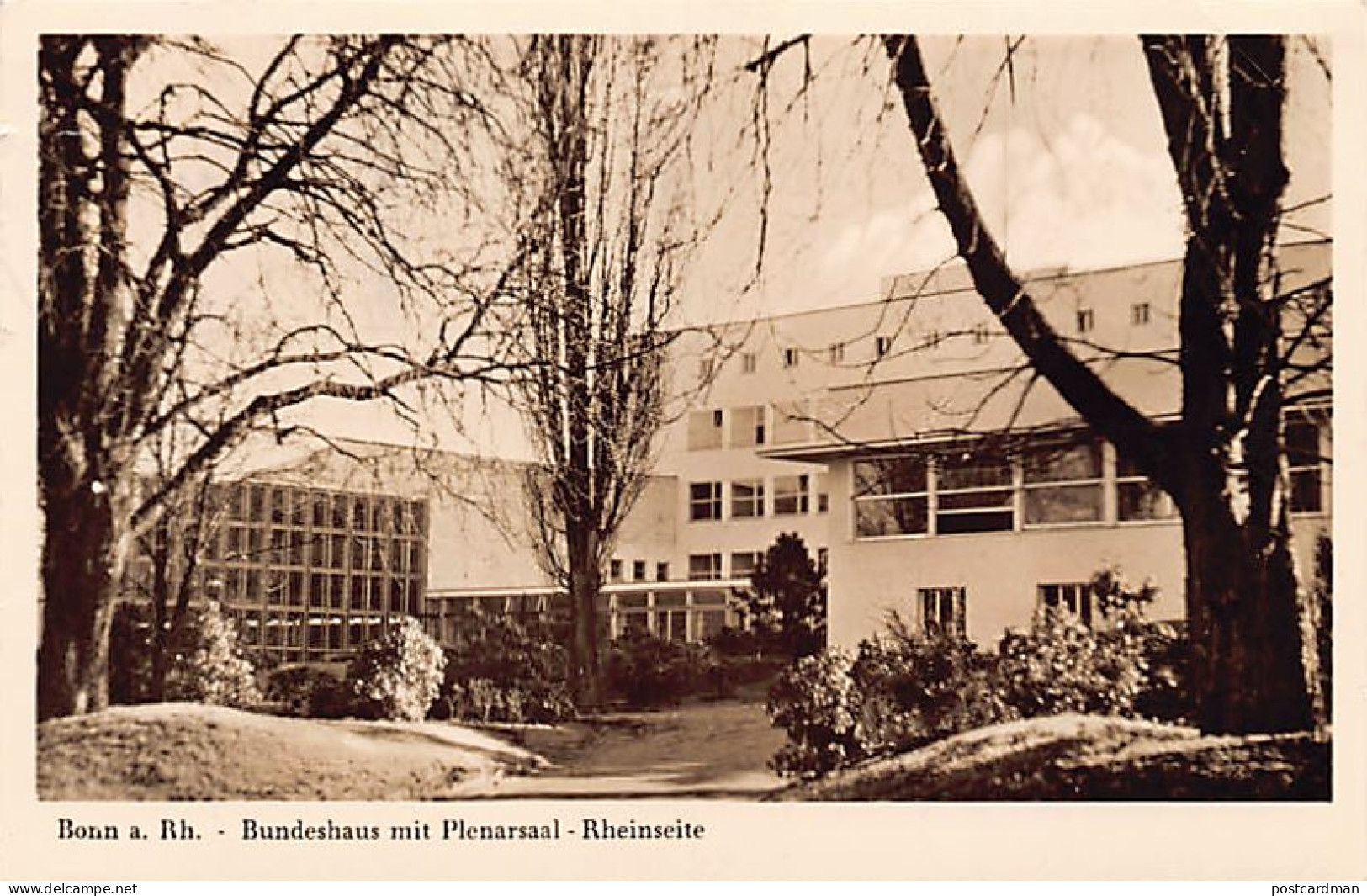 Deutschland - BONN - Bundeshaus Mit Plenarsaal - Rheinseite - Bonn